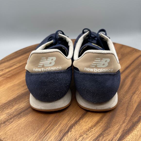 New Balance 574 Shoes Womens Size 10.5 Navy Suede Retro Running Casual Sneakers - Picture 4 of 8